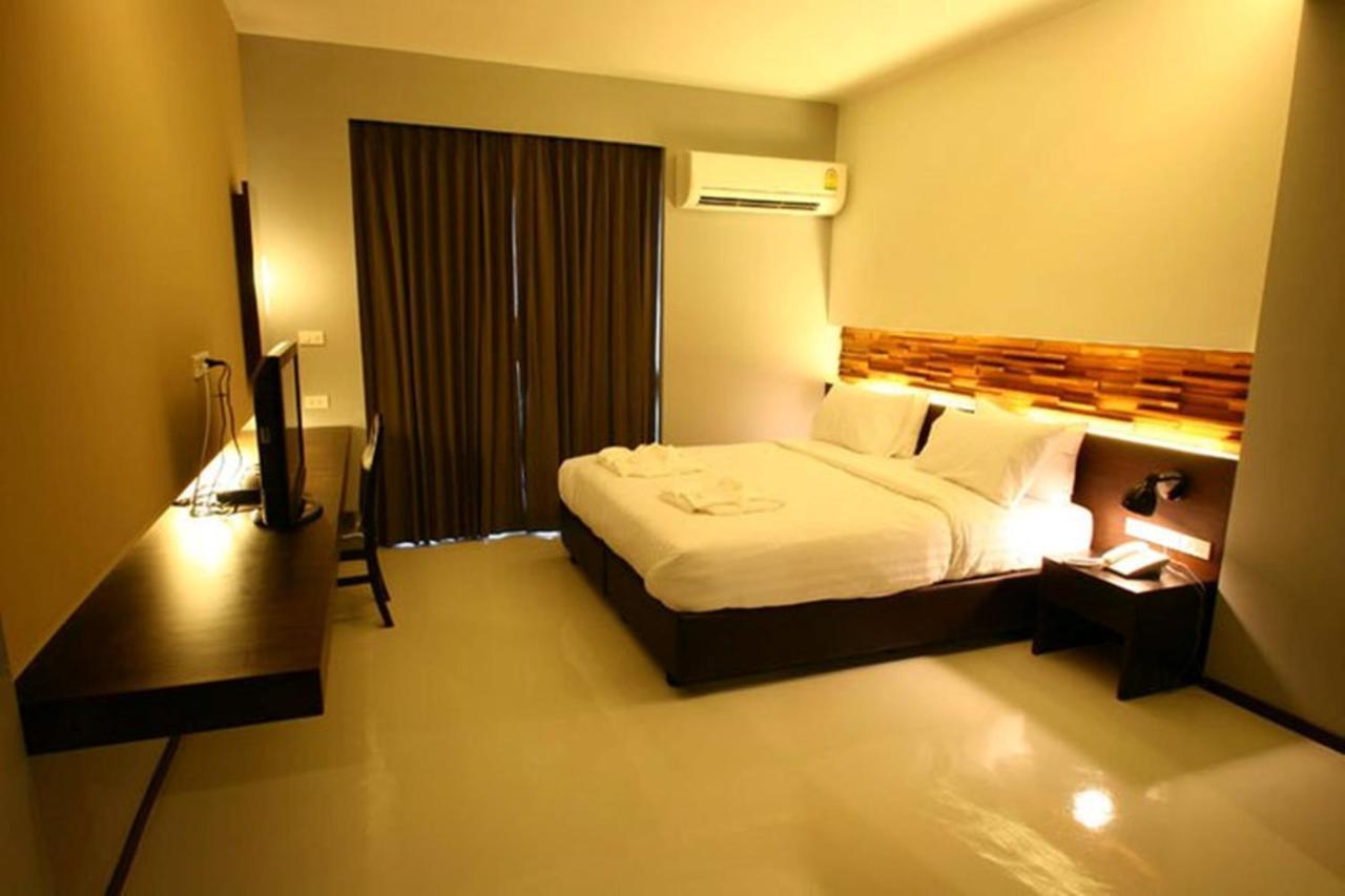At One Inn Hualampong Бангкок Номер фото